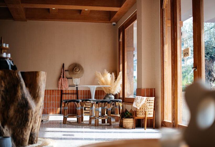 هتل Vst Punnawithi