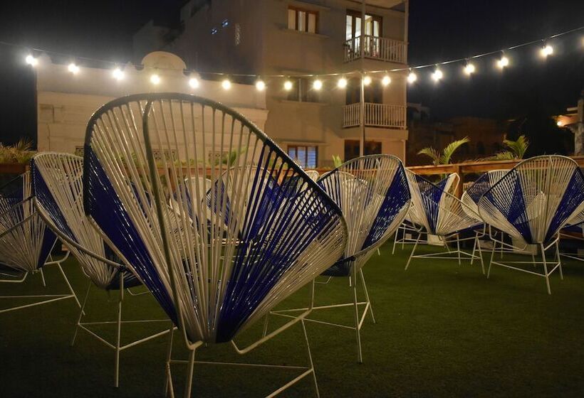 ペンション Hostal Seven Nights Cartagena