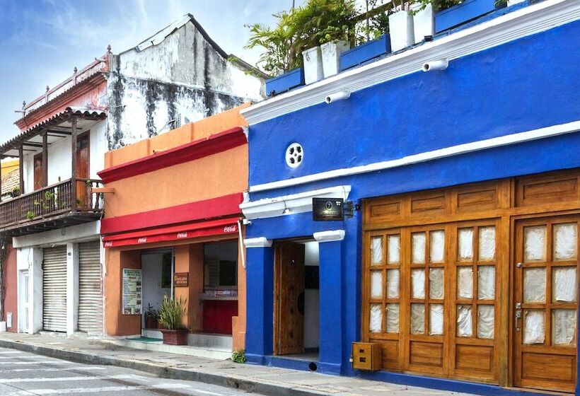 ペンション Hostal Seven Nights Cartagena