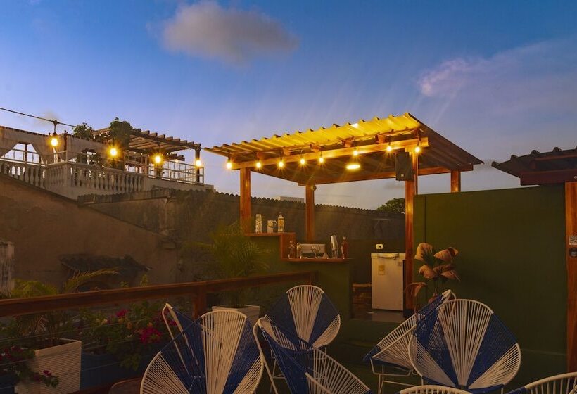 ペンション Hostal Seven Nights Cartagena