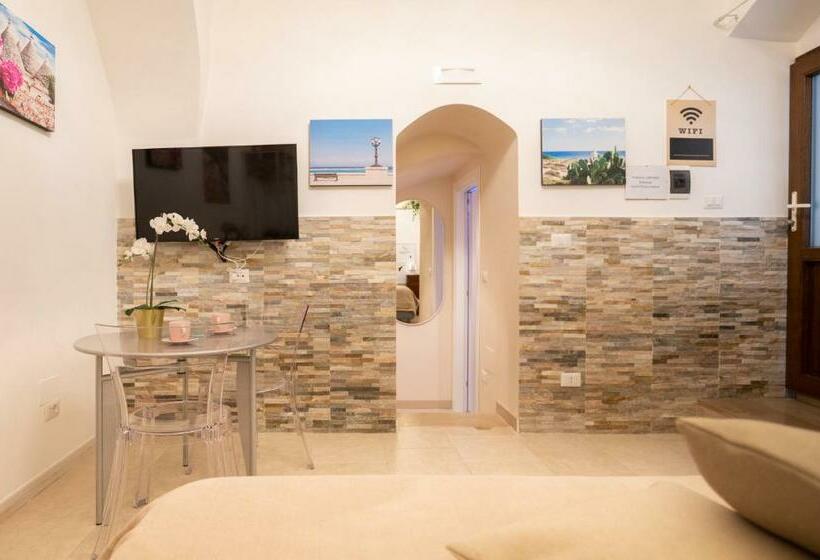 Пансион Le Stanze Di Maria Ingresso Autonomo Maria S Rooms Indipendent Entrance