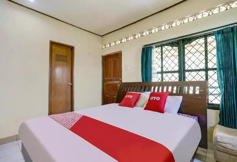 ホテル Oyo Homes 91094 Desa Wisata Banyuatis