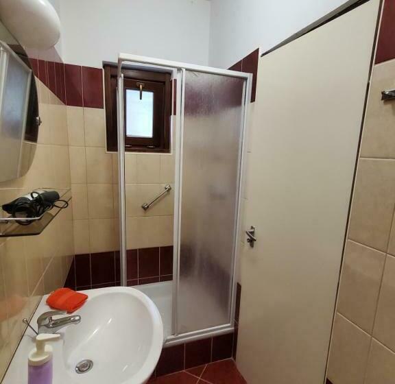 Bed and Breakfast Liget üdülő Siófok