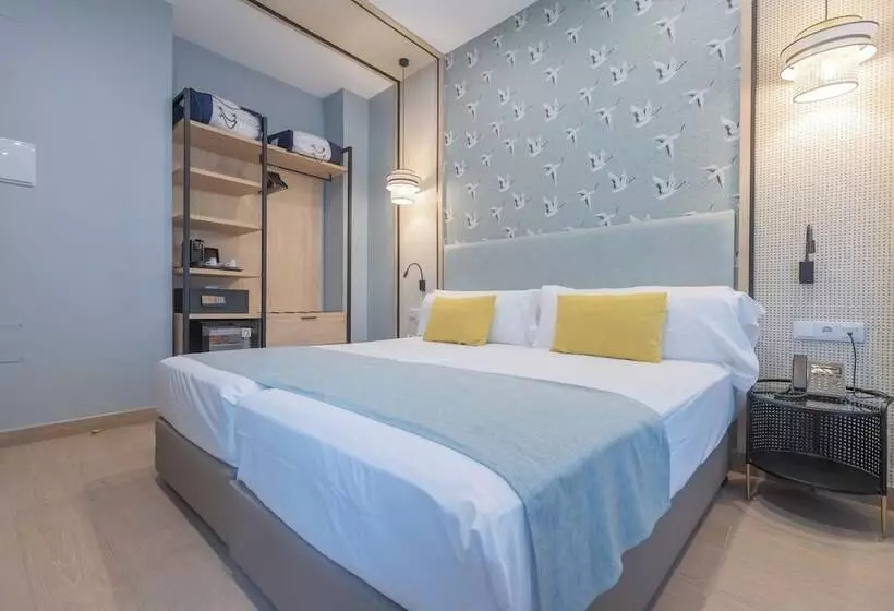هتل Soho Boutique Columela
