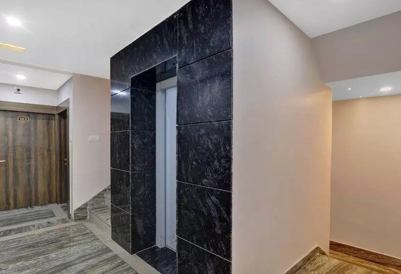 Itsy Hotels Royal Galaxy