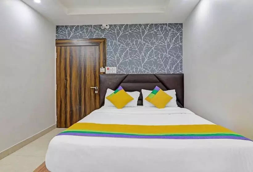 Itsy Hotels Royal Galaxy