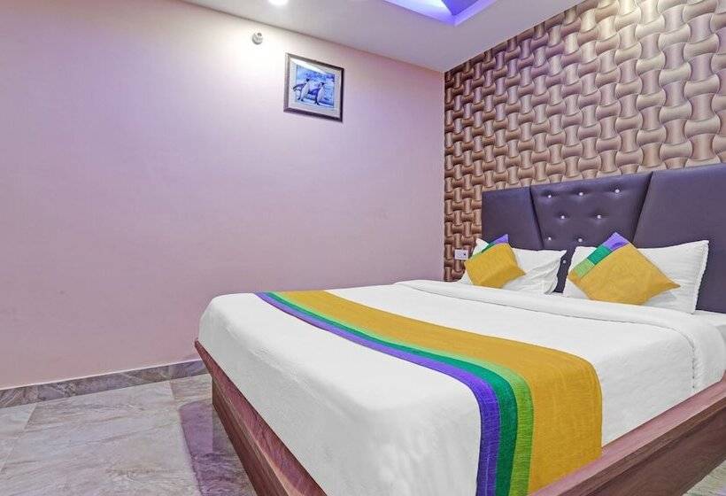 Itsy Hotels Royal Galaxy