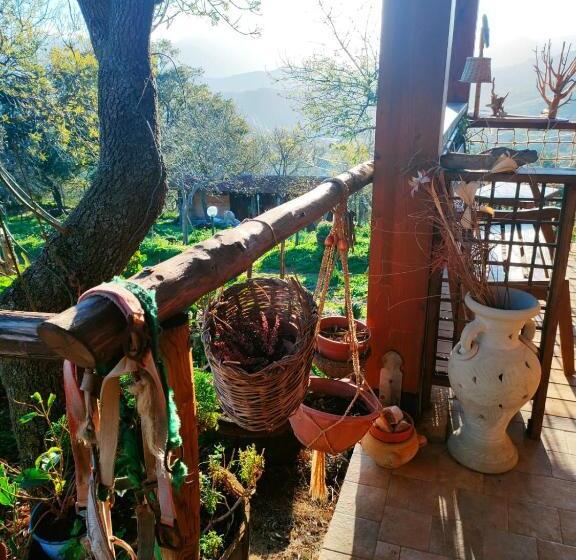 ペンション Room In Casa Castiglia A Woodhouse With Beautiful View Close Madonie Park