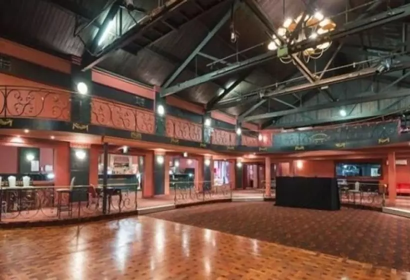 Chermside Court Motel