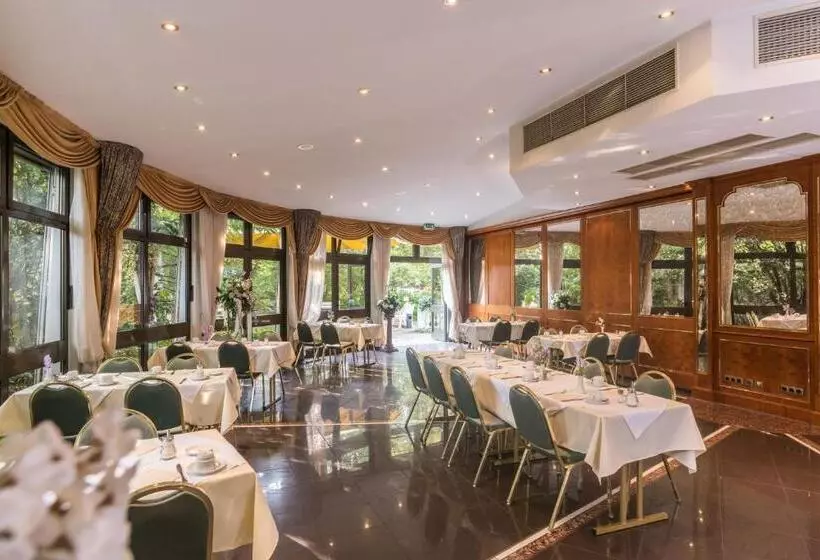 בית מלון כפרי Am Schlosspark