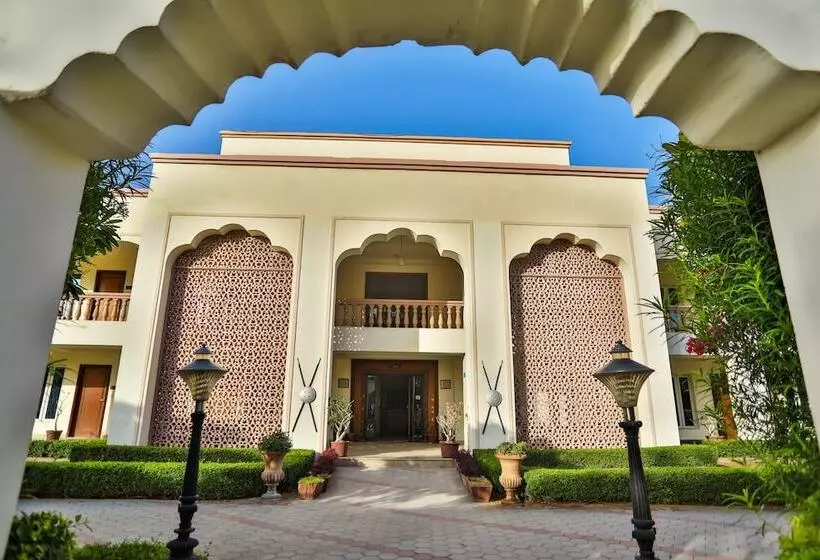 Hotel Amargarh Resort