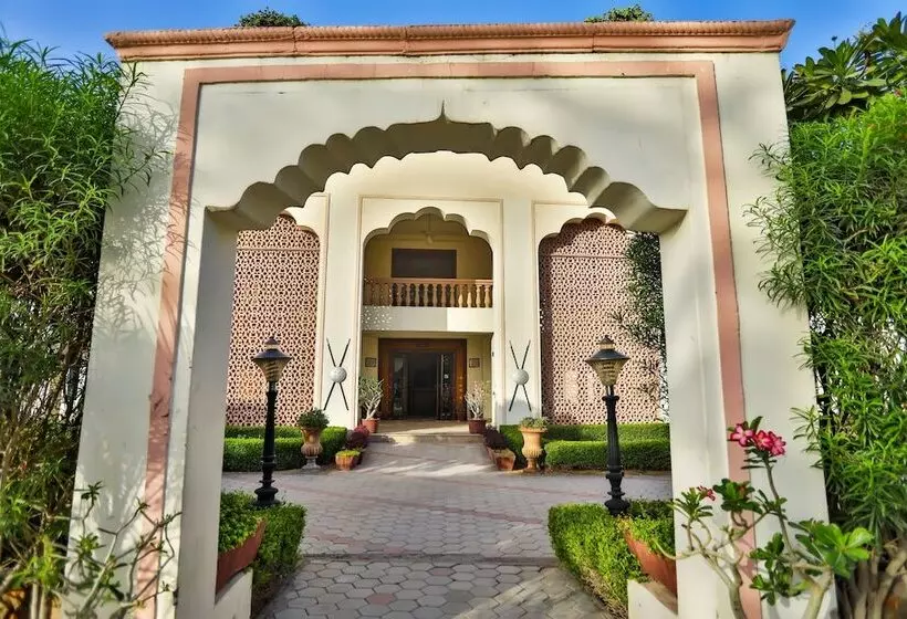 Hotel Amargarh Resort