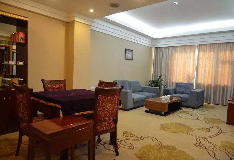 هتل Luoyang Yijun