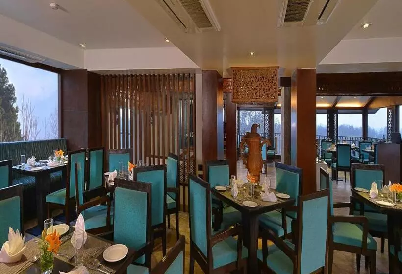 酒店 Golden Tulip Srinagar