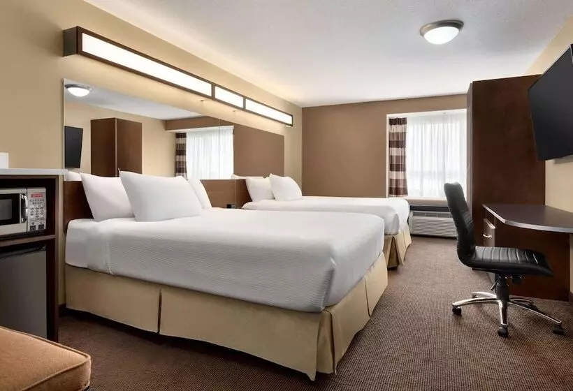 Microtel Inn & Suites By Wyndham Estevan
