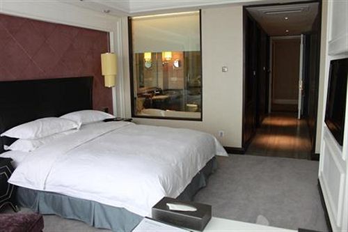 فندق Zhongzhou International