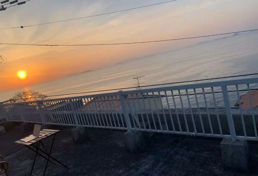 ユースホステル 海に恋する泊まれる喫茶店 ポパイ