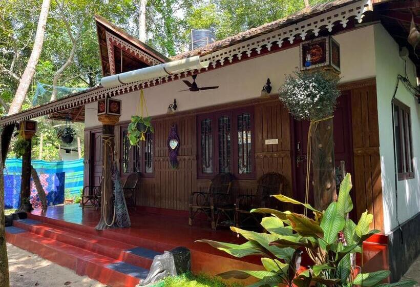 צימר Kerala Cottage Marari Beach House