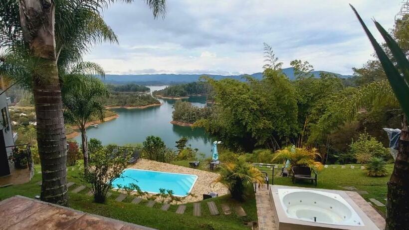 هتل Ab Natural Reserve Lifestyle