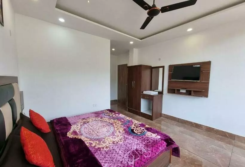 Hotelli Avi In Dalhousie Banikhet