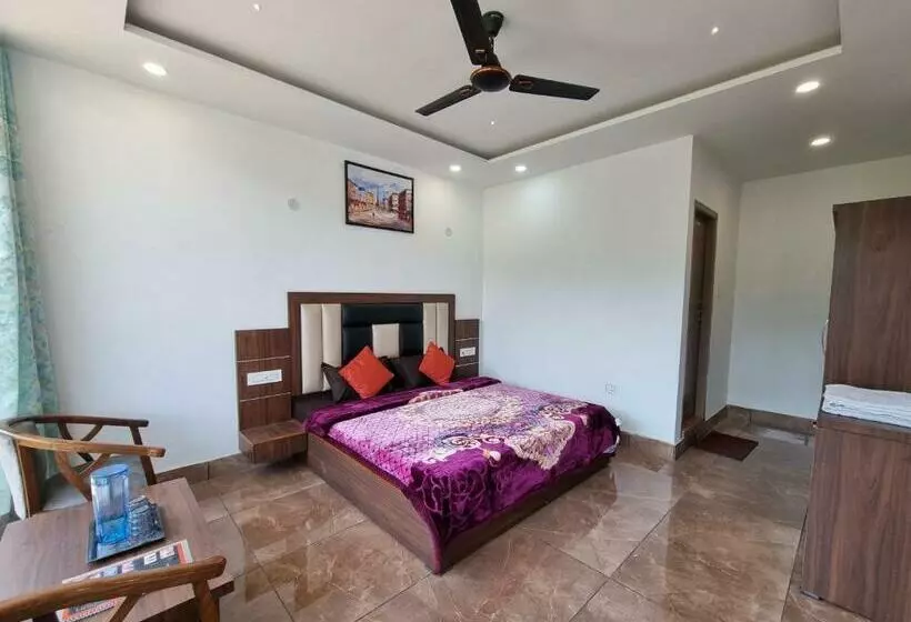 Hotelli Avi In Dalhousie Banikhet