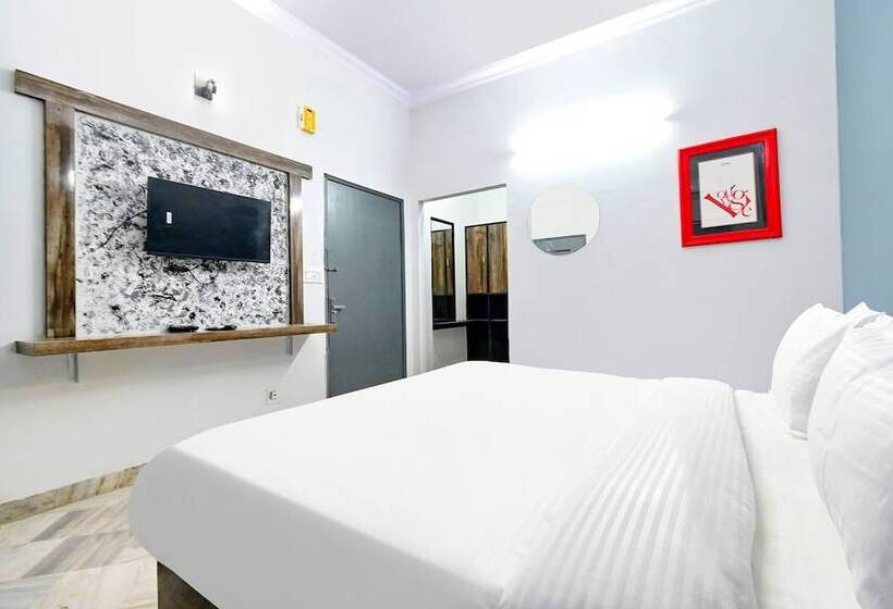 Fabhotel Classic Holiday