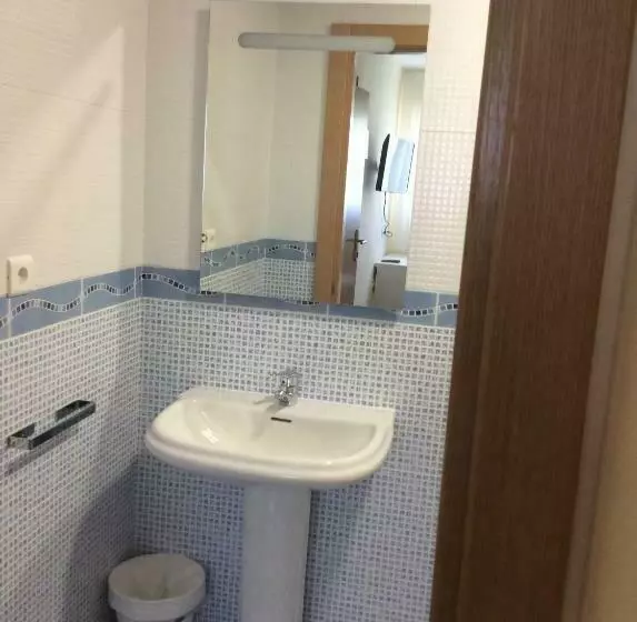 هتل Posada H.el Alba