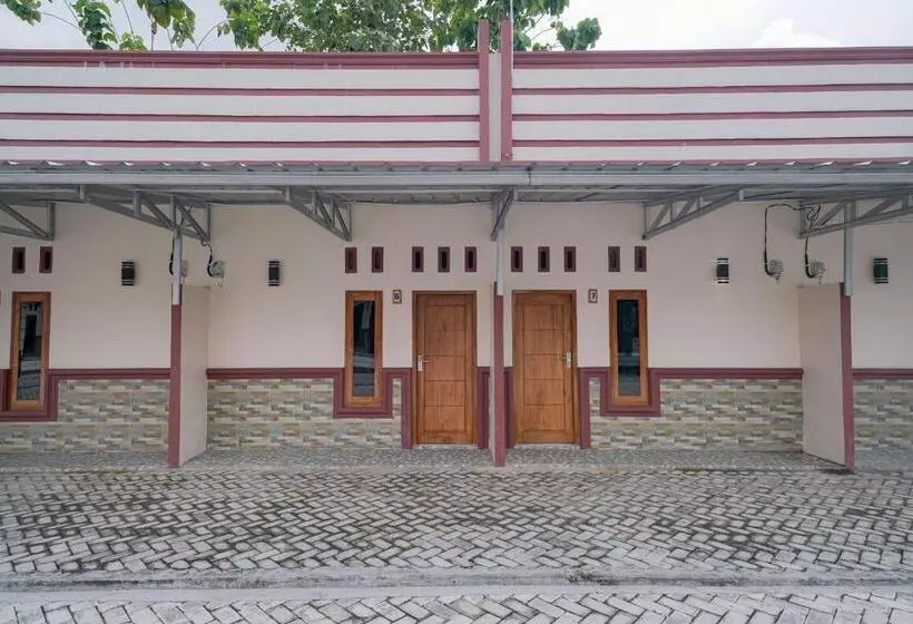 Hotelli Reddoorz @ Seputih Jaya Lampung