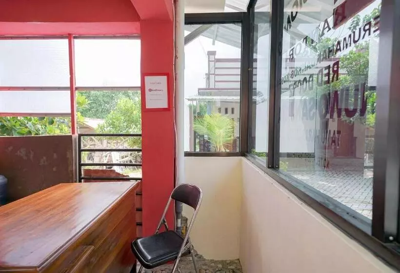 Hotelli Reddoorz @ Seputih Jaya Lampung