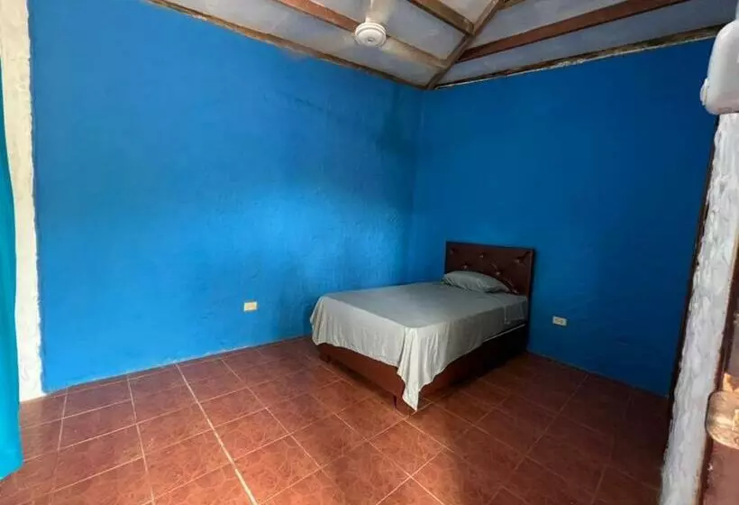 پانسیون Hostal Eco Aventura
