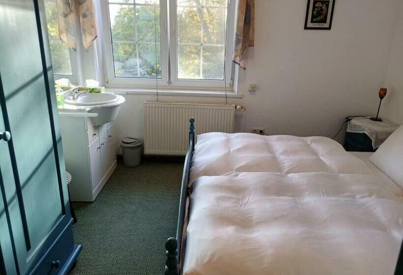 민박 Altenmedinger Hof