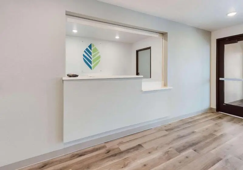 Hotelli Woodspring Suites Meridian
