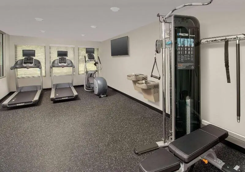 Hotelli Woodspring Suites Meridian