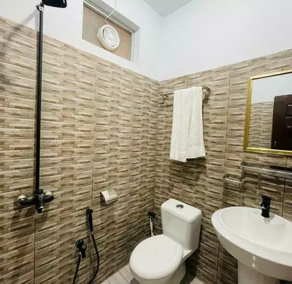 هاستل Noor Lodge