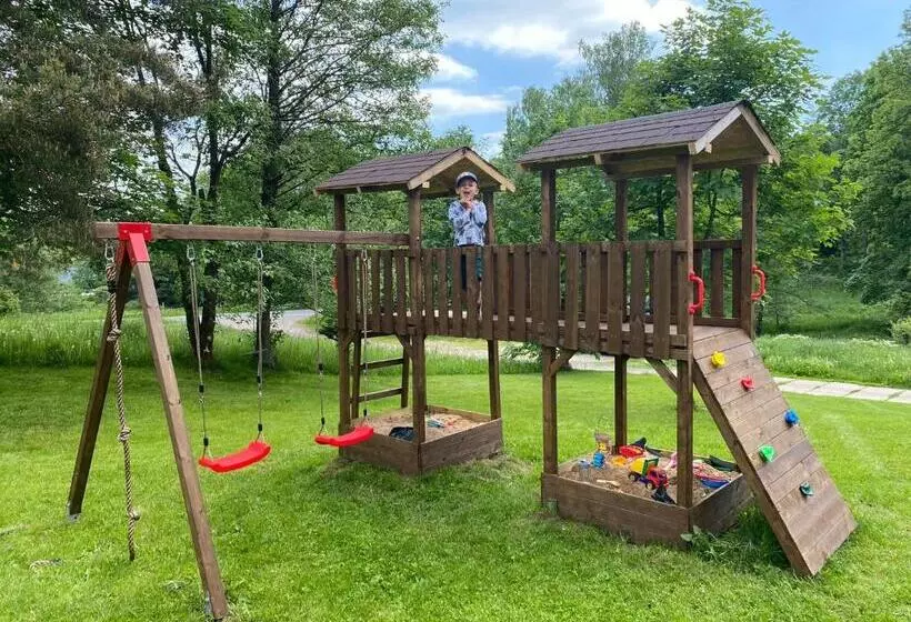 Majatalo Samota U Hadince