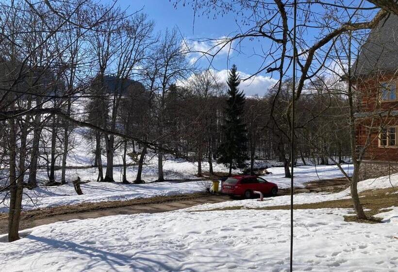 膳宿费 Samota U Hadince