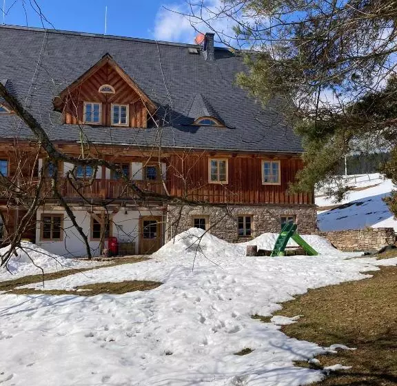 Majatalo Samota U Hadince