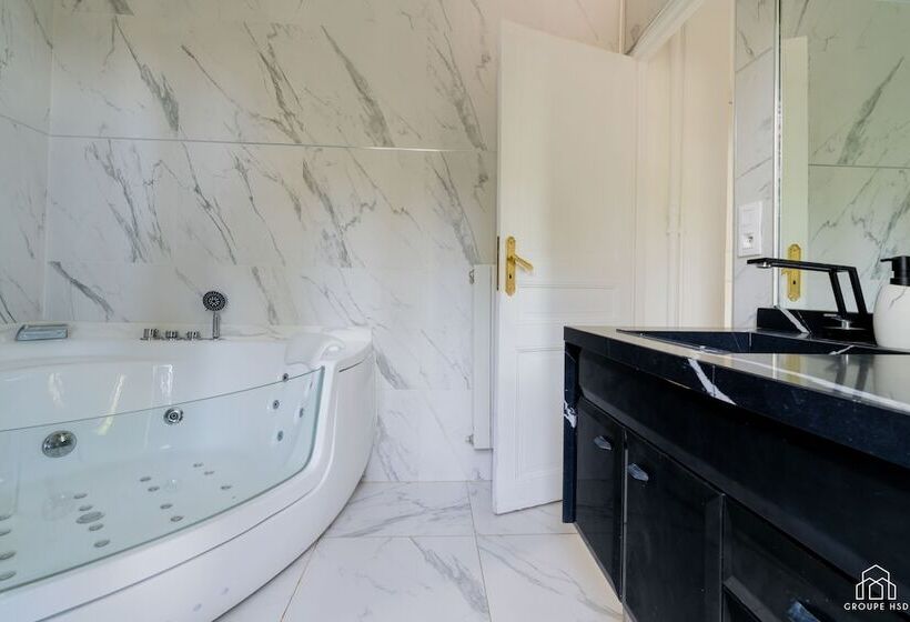 ベッドアンドブレックファースト Le Domaine De Montmorency