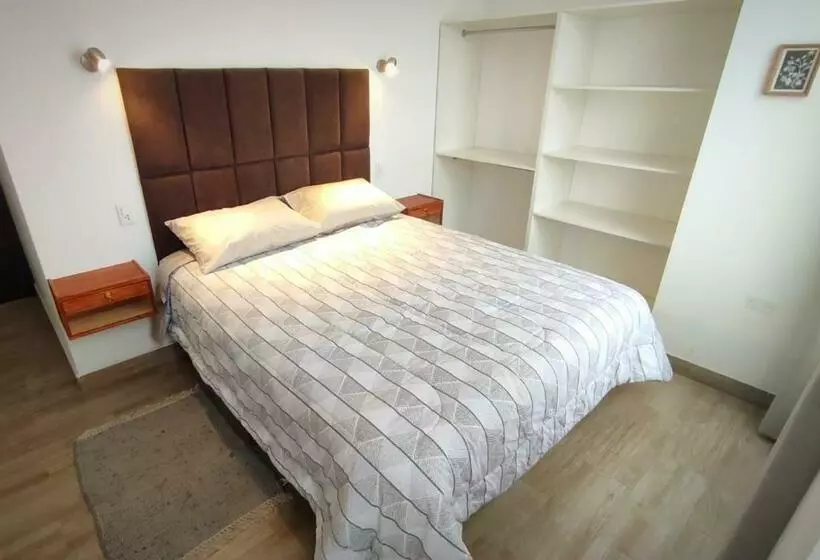 تختخواب و صبحانه Home Away