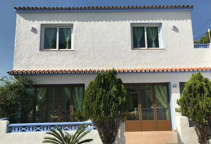 ホテル Restaurant Baladrar