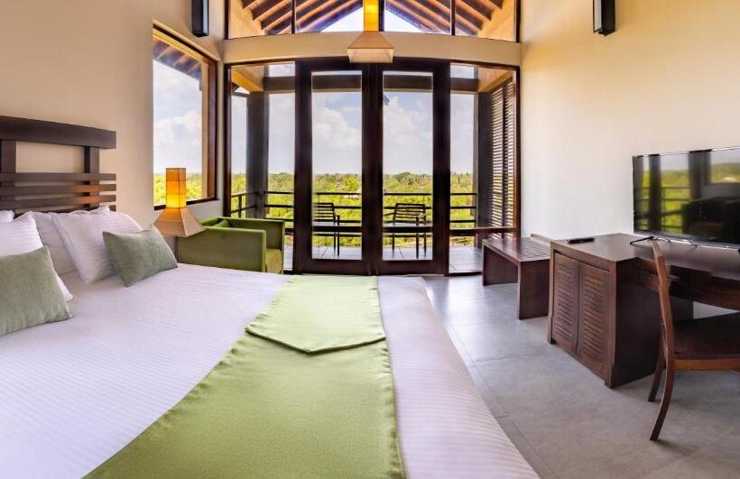 هتل Rock Wild Yala