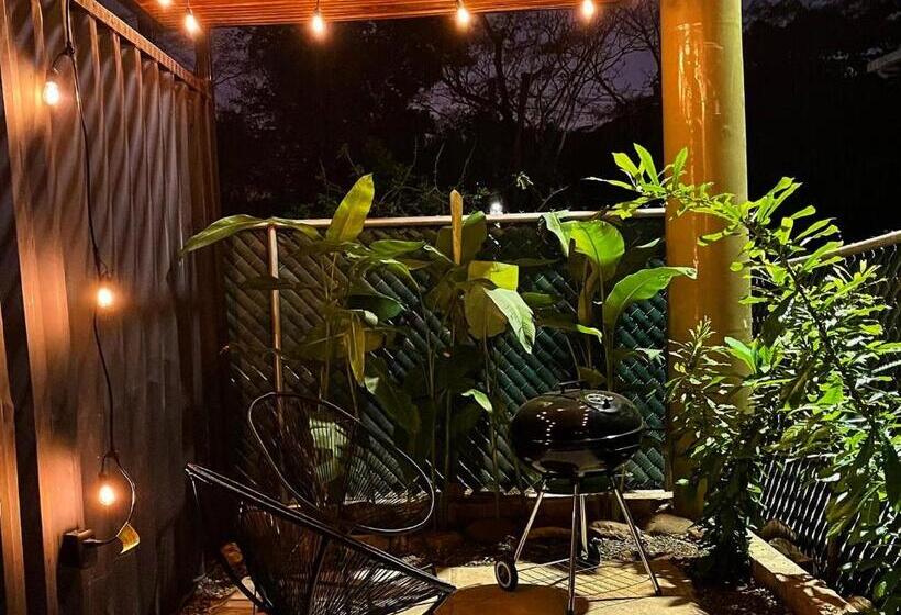 پانسیون The Cabins