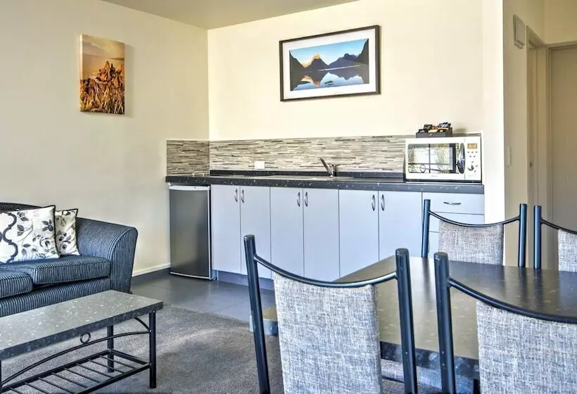 Alexis Motel & Apartments