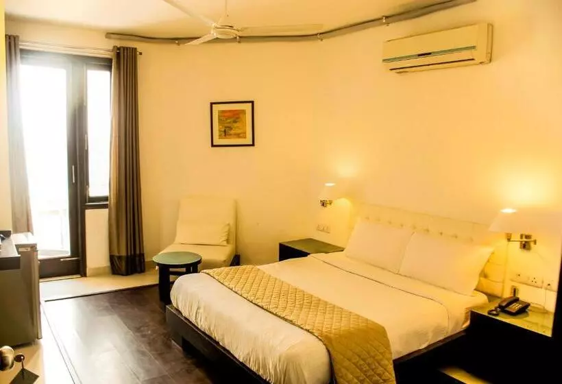 Fabhotel Anutham Saket