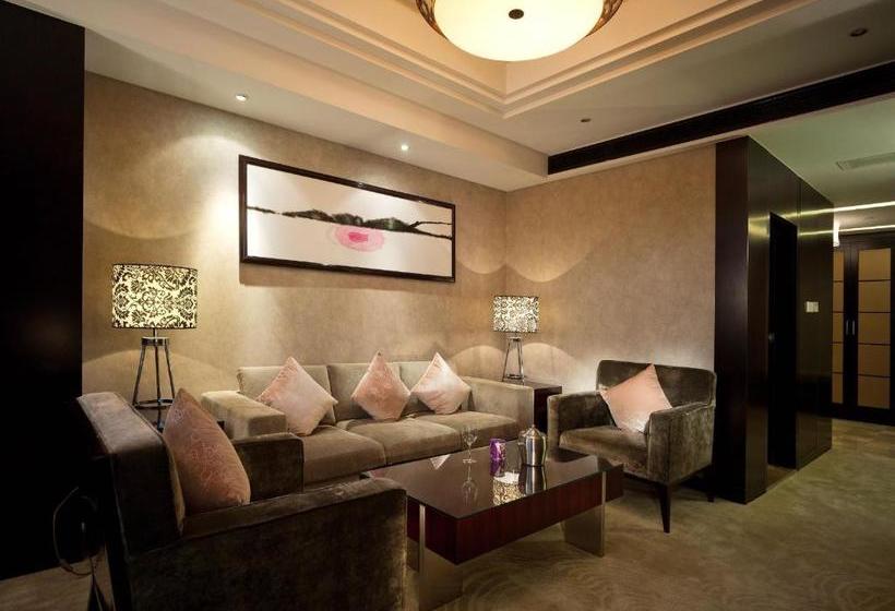 호텔 Jinling  Yangzhou