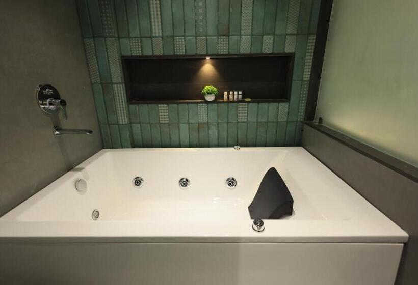 בית מלון כפרי King Garden