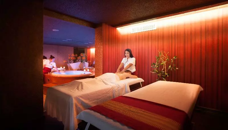 هتل Maestral Resort & Casino