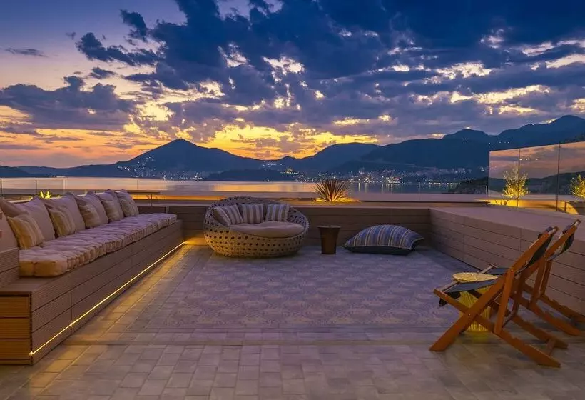 هتل Maestral Resort & Casino