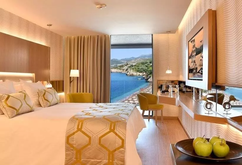 هتل Maestral Resort & Casino