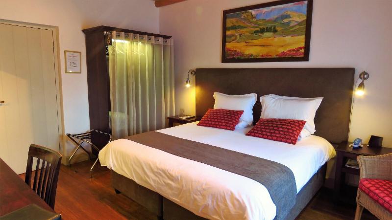 בית מלון כפרי Oakhurst